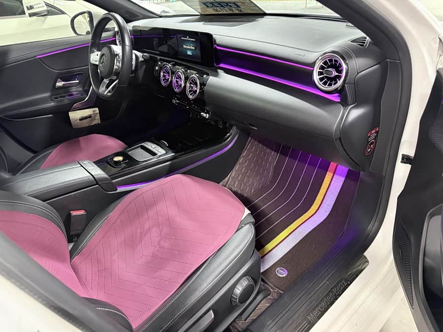 Mercedes-Benz A-Class 2020 — фото 18