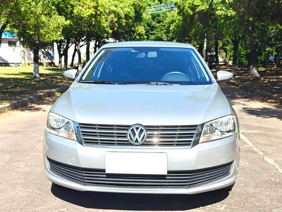 Volkswagen Lavida 2013