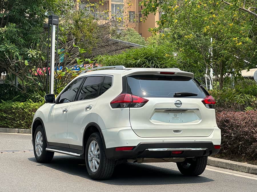 Nissan X-Trail 2017 — фото 15