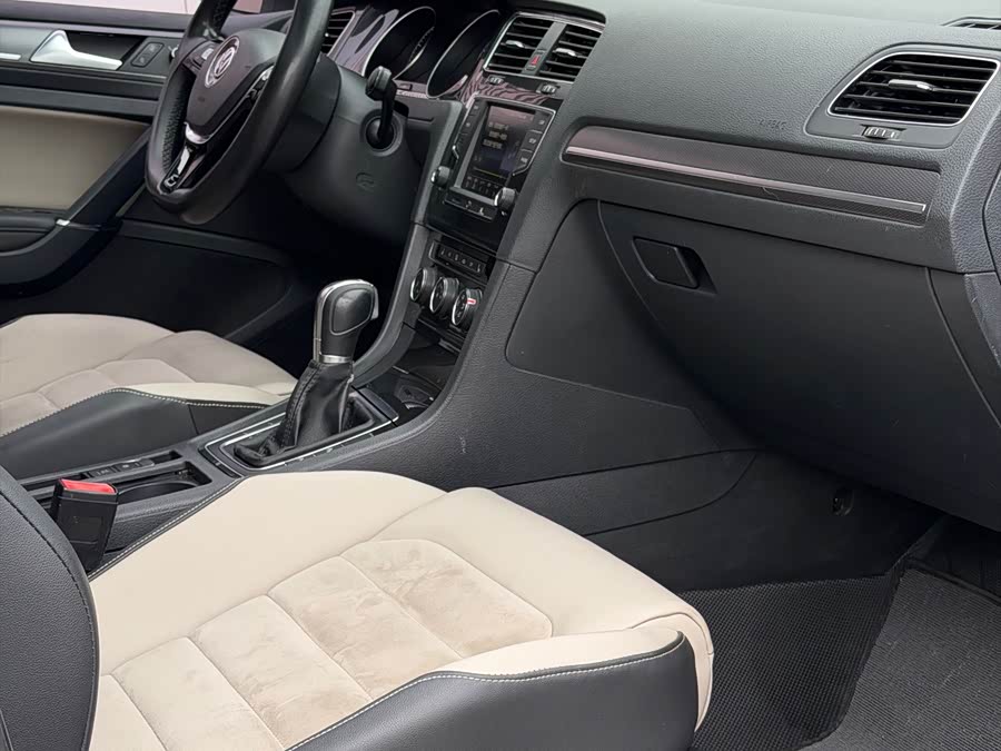 Volkswagen Golf 2017