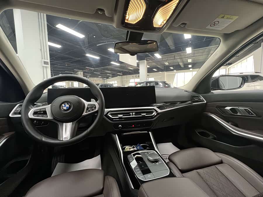 BMW 3 Series 2023 — фото 13