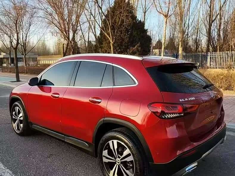 Mercedes-Benz GLA 2020