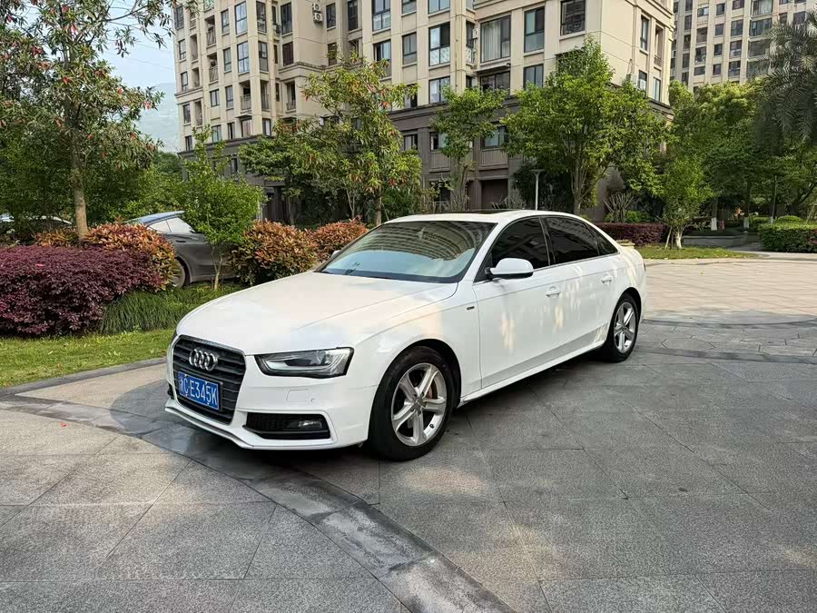 Audi A4L 2015
