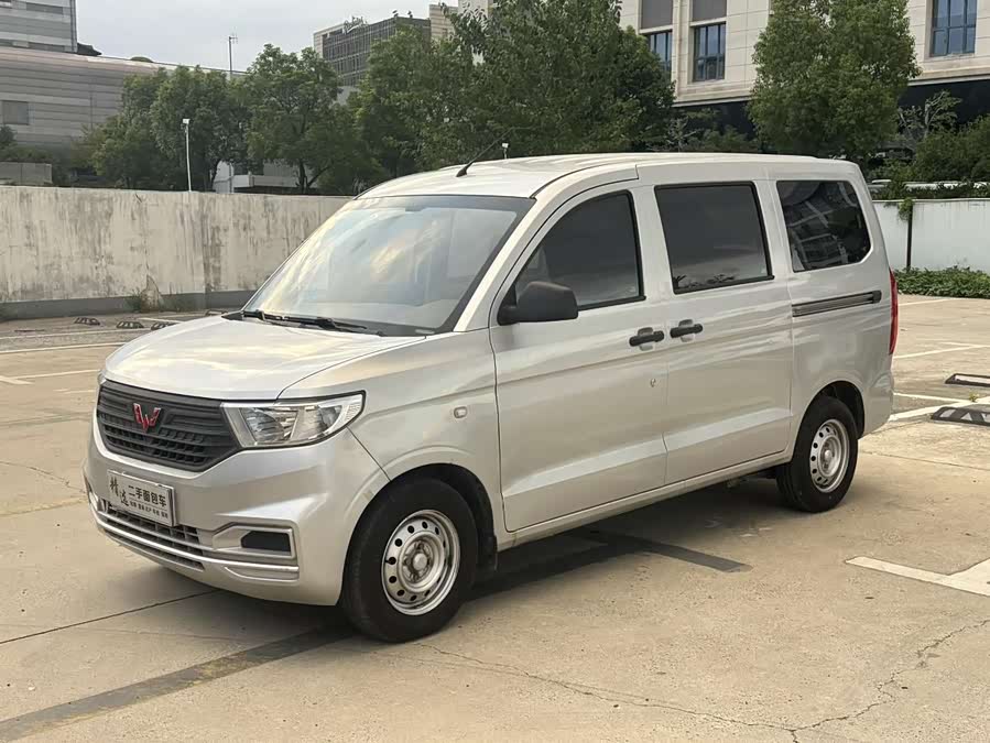 Wuling Hongguang V 2021 — фото 9
