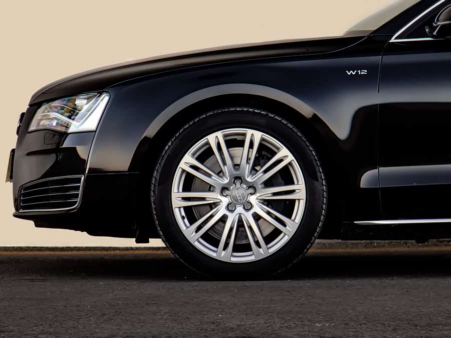 Audi A8 2012