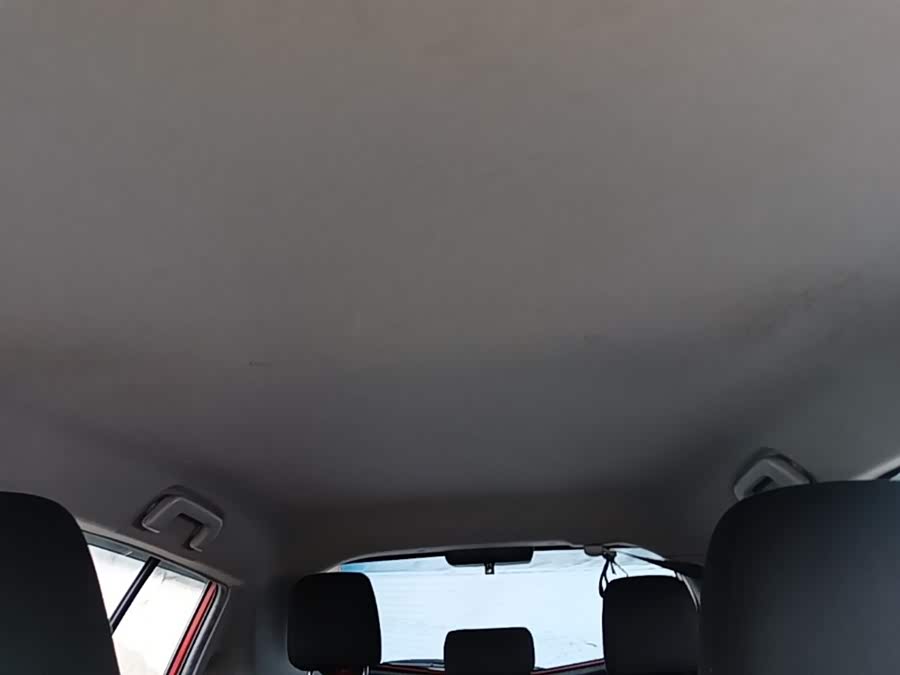 Toyota Yaris L 2019 — фото 18