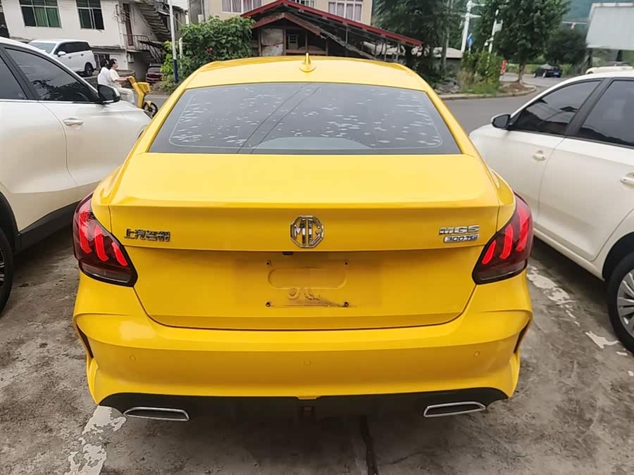 MG MG5 2021