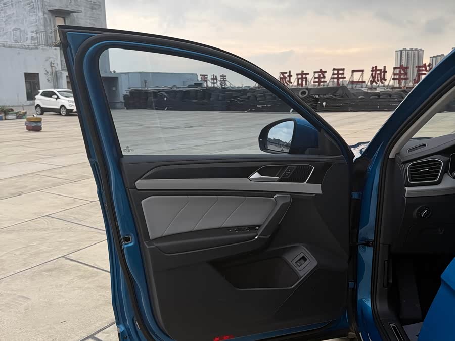 Volkswagen Tanyue GTE 2023 — фото 15