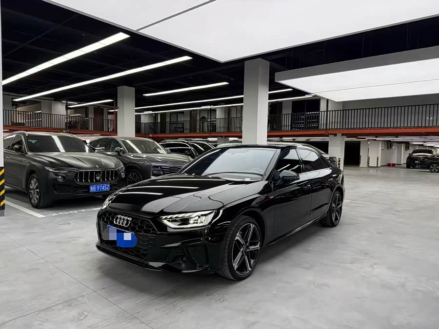 Audi A4L 2025