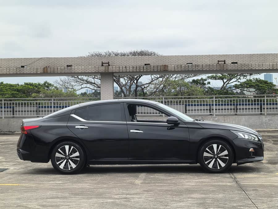 Nissan Teana 2021