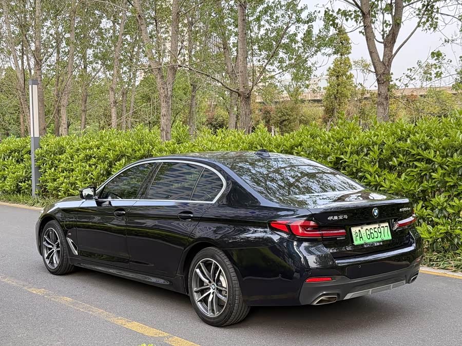BMW 5 Series New Energy 2021 — фото 8