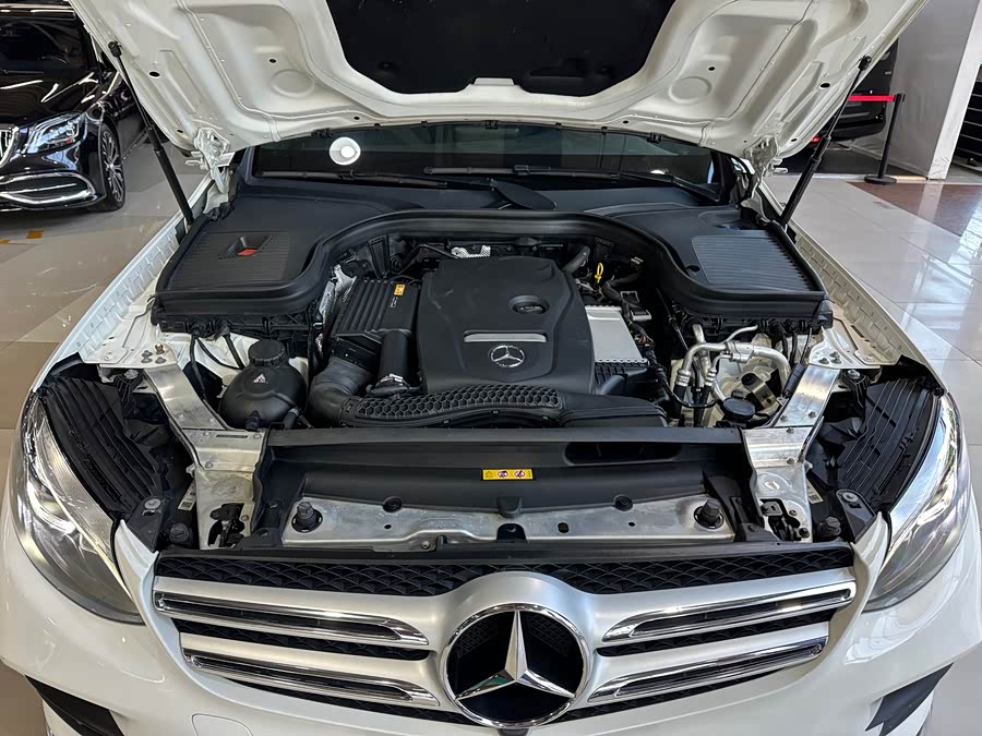 Mercedes-Benz GLC 2019 — фото 18