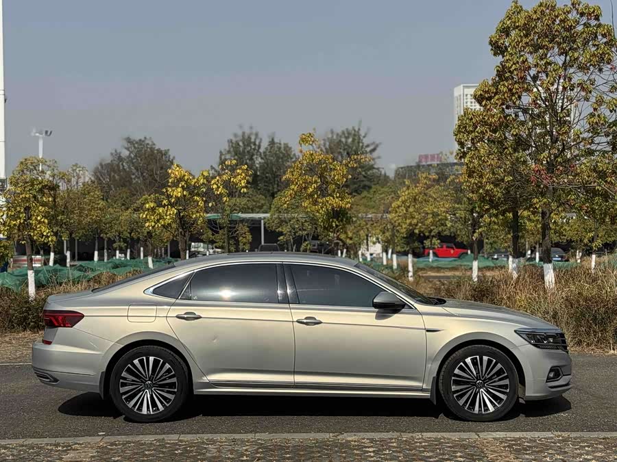 Volkswagen Passat 2019