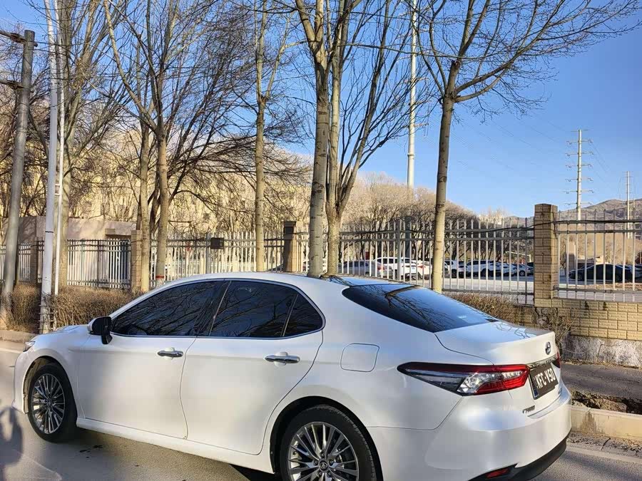 Toyota Camry 2019