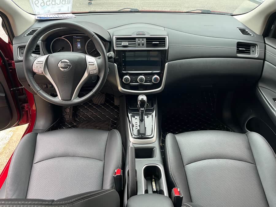 Nissan Tiida 2021