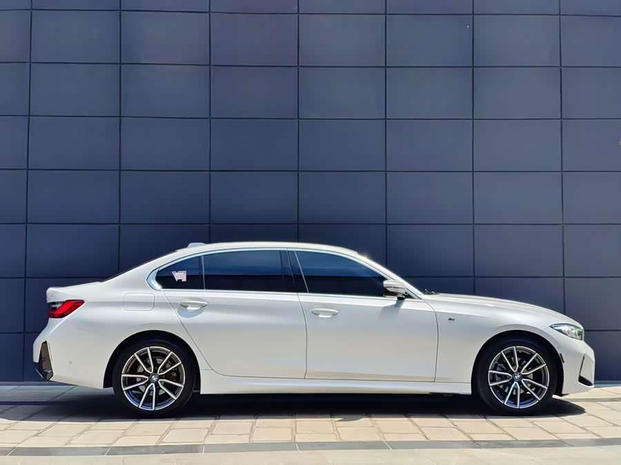 BMW 3 Series 2023