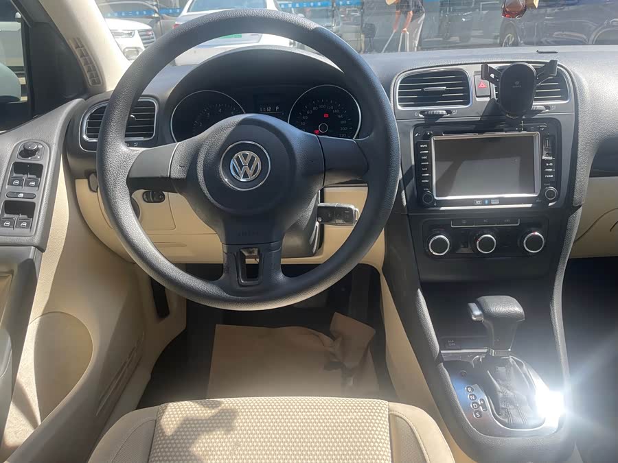 Volkswagen Golf 2010