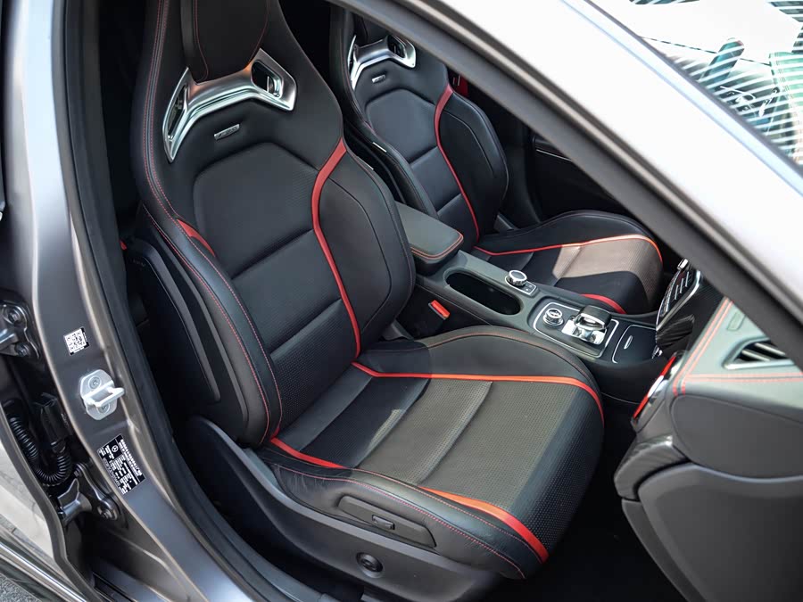 Mercedes-Benz A-Class AMG 2017 — фото 17
