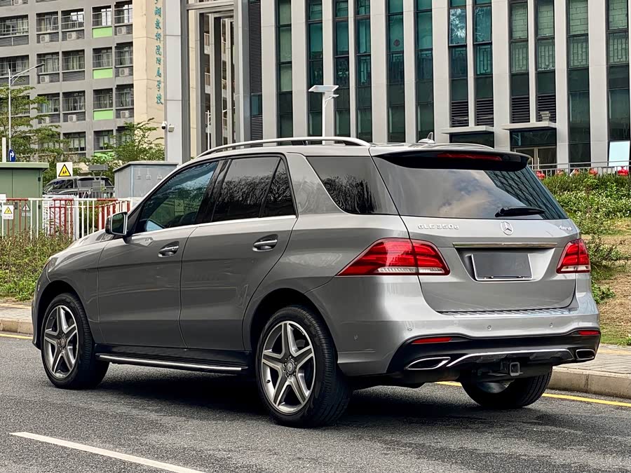 Mercedes-Benz GLE 2016