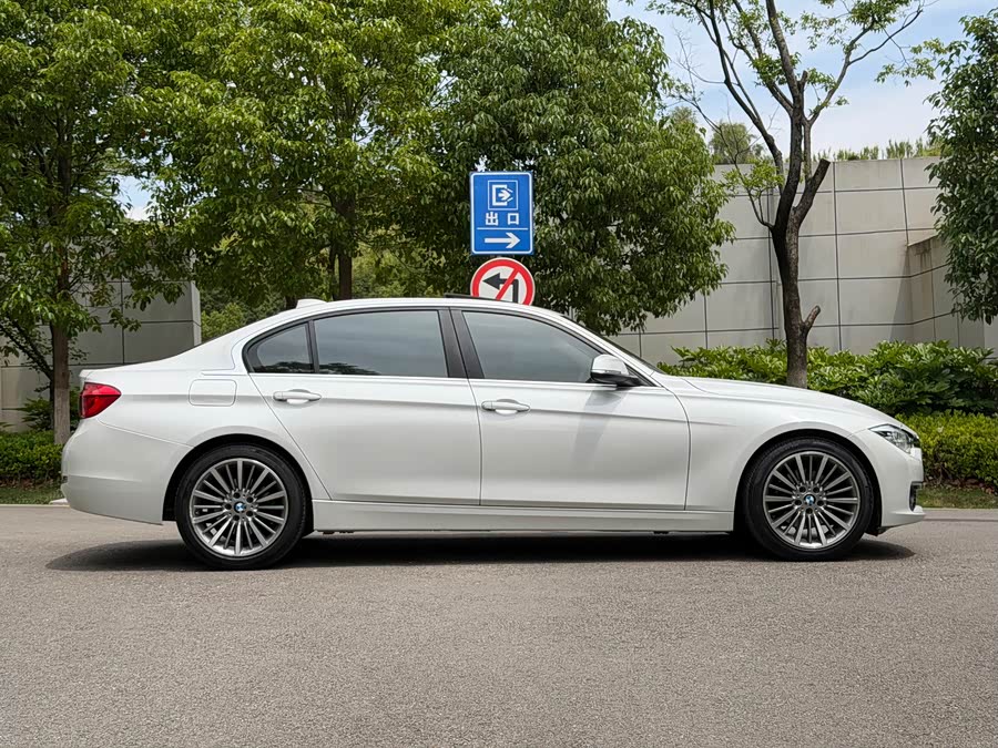 BMW 3 Series 2019