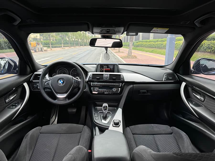 BMW 3 Series 2017