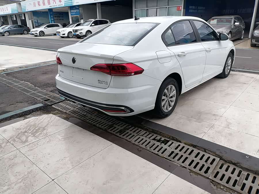 Volkswagen Bora 2023