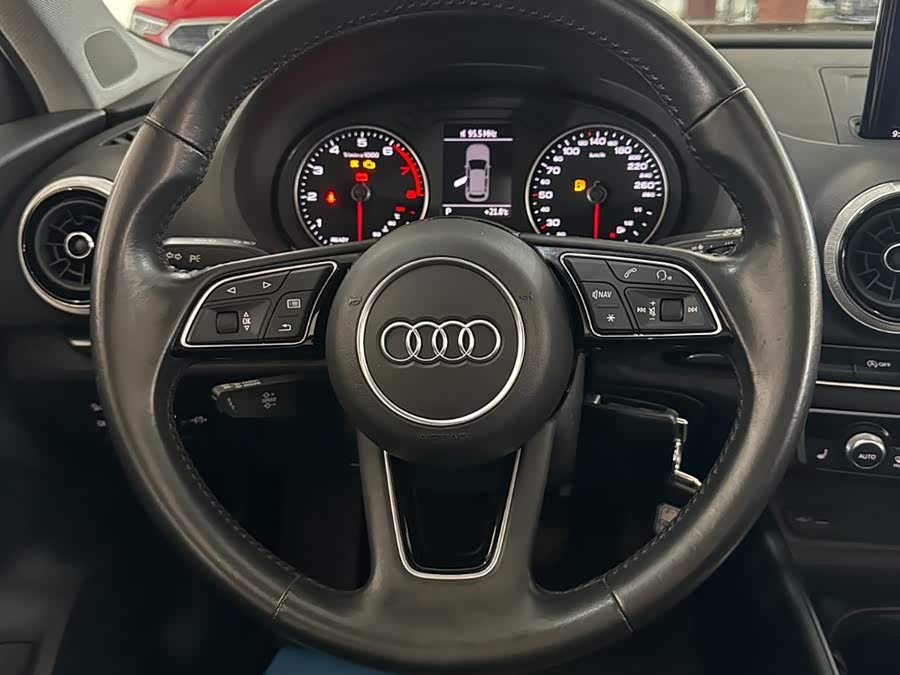 Audi A3 2020 — фото 19