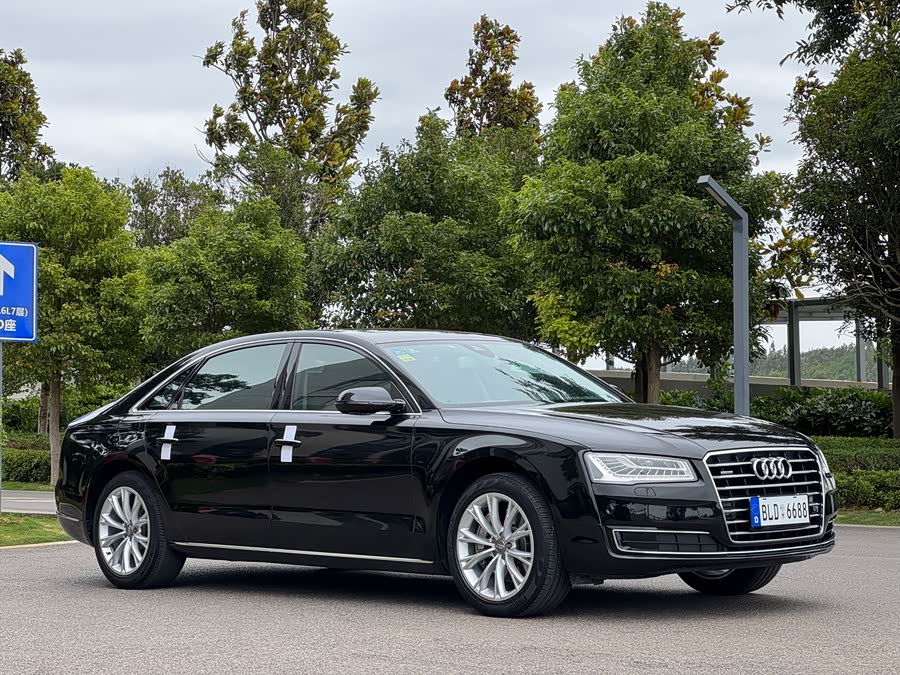 Audi A8 2014
