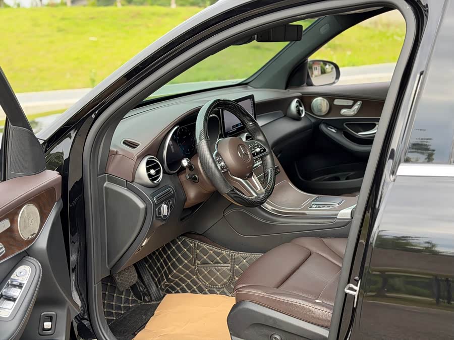 Mercedes-Benz GLC 2022