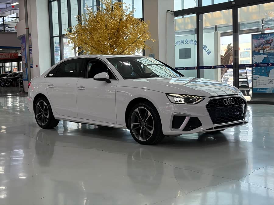 Audi A4L 2020