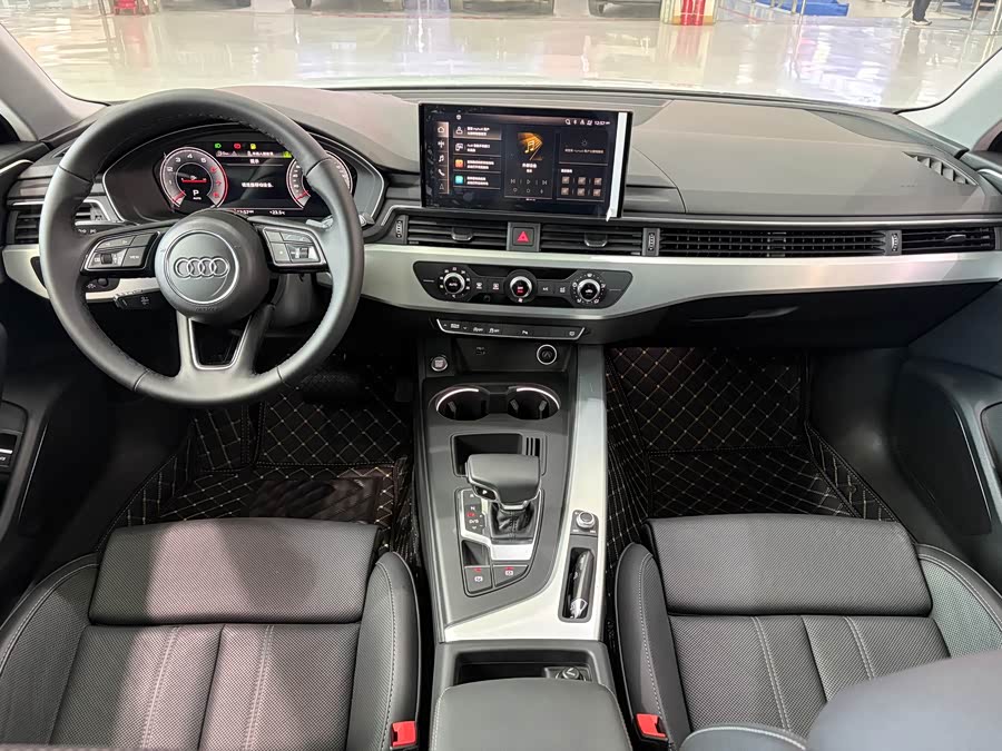 Audi A4L 2020