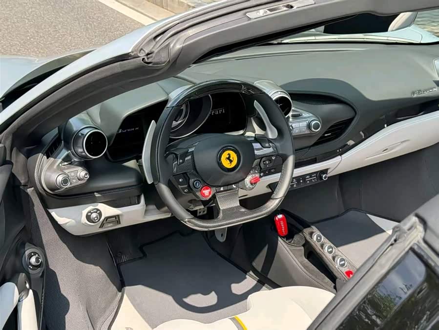 Ferrari F8 2020 — фото 9