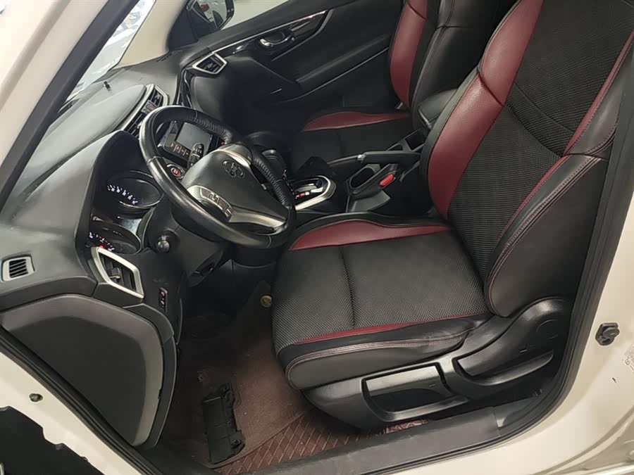 Nissan Qashqai 2017 — фото 15