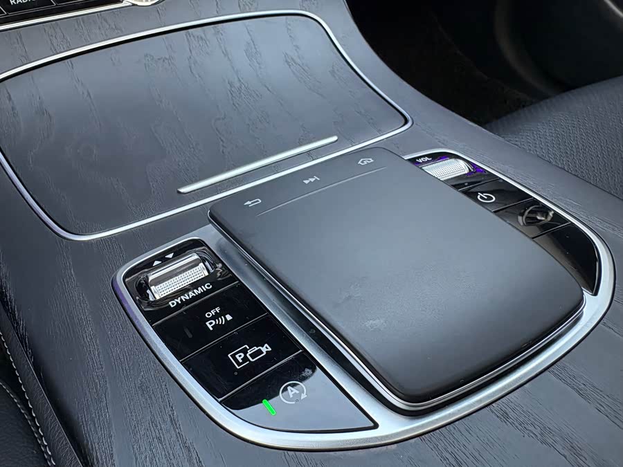 Mercedes-Benz E-Class 2020 — фото 18