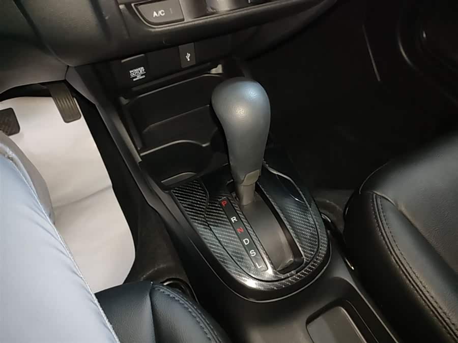 Honda Fit 2018 — фото 14