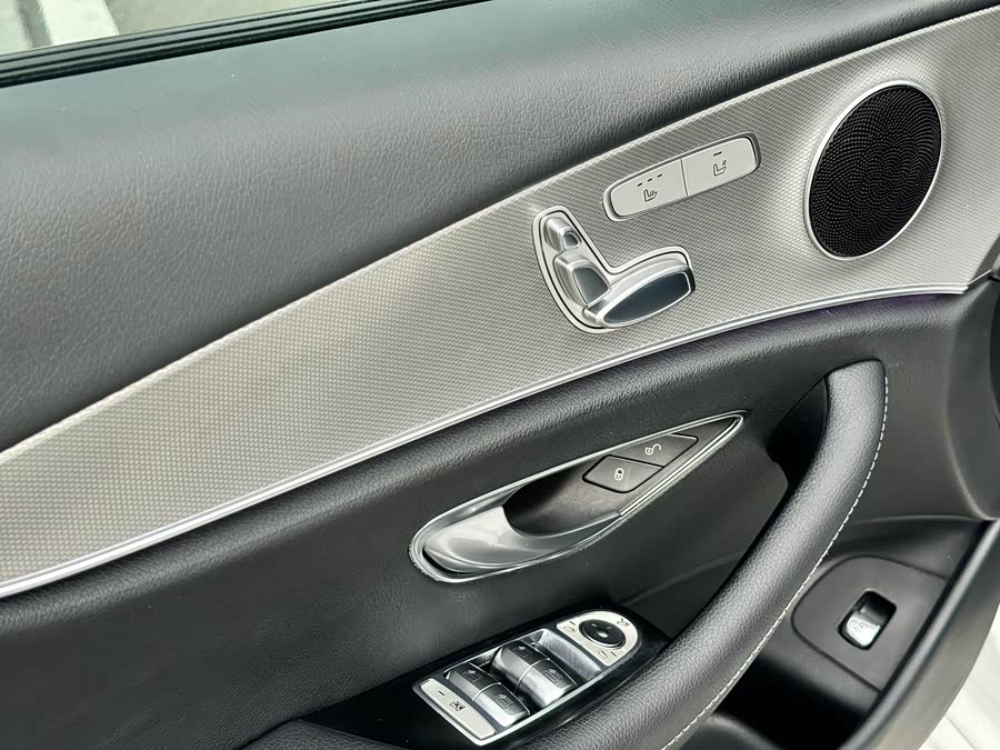 Mercedes-Benz E-Class 2018 — фото 10