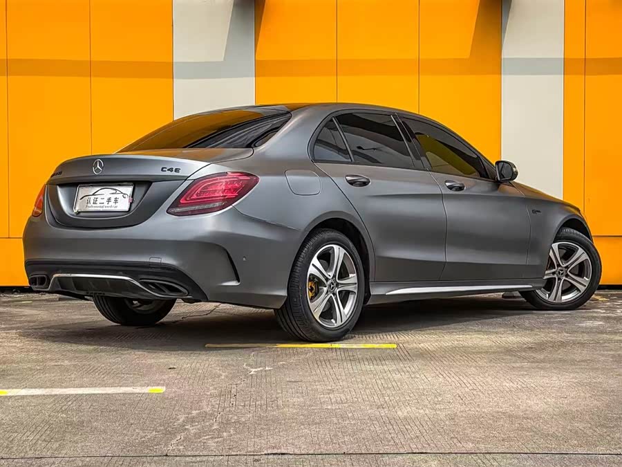 Mercedes-Benz C-Class 2020