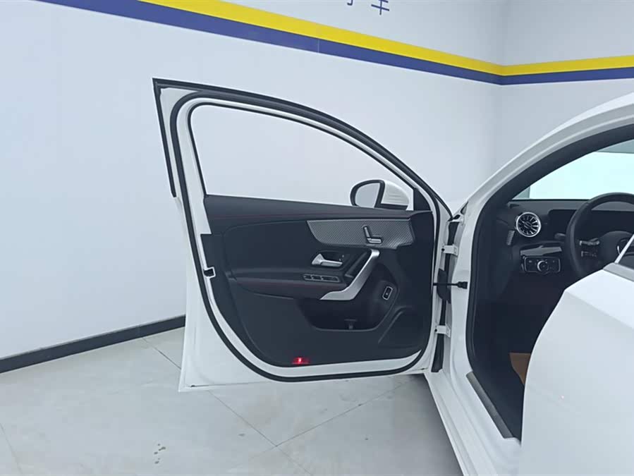 Mercedes-Benz A-Class 2023