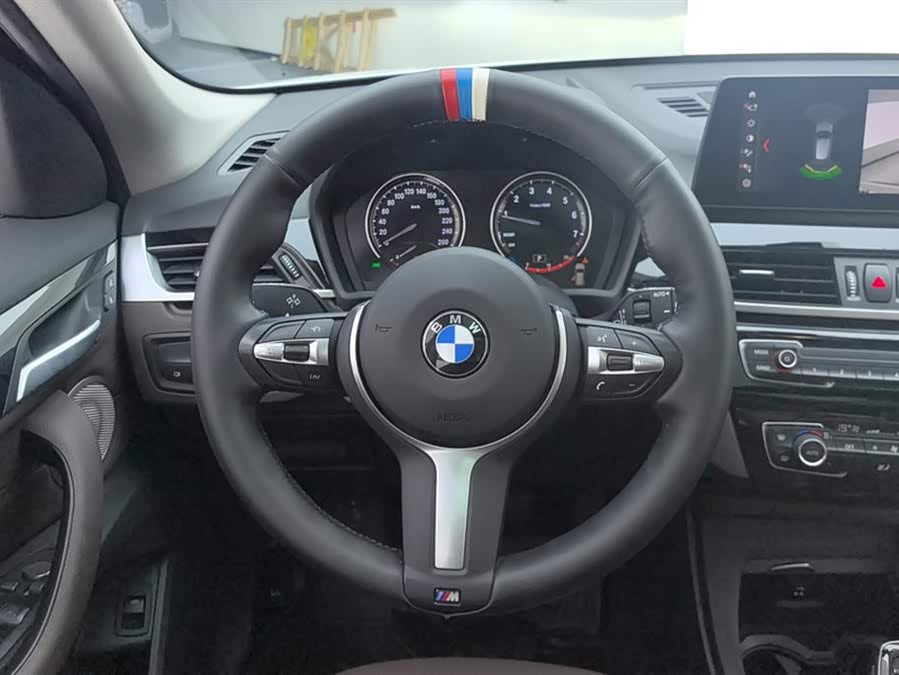 BMW X1 2022 — фото 15