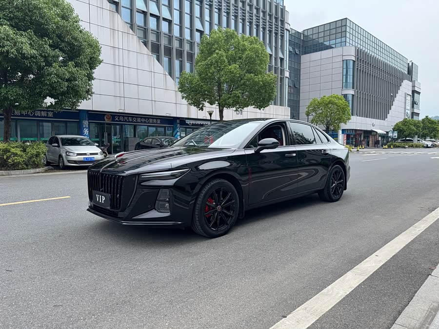 Hongqi H5 2025