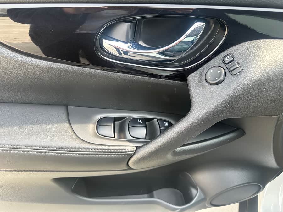 Nissan X-Trail 2022
