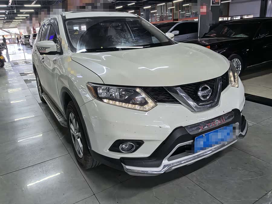 Nissan X-Trail 2015