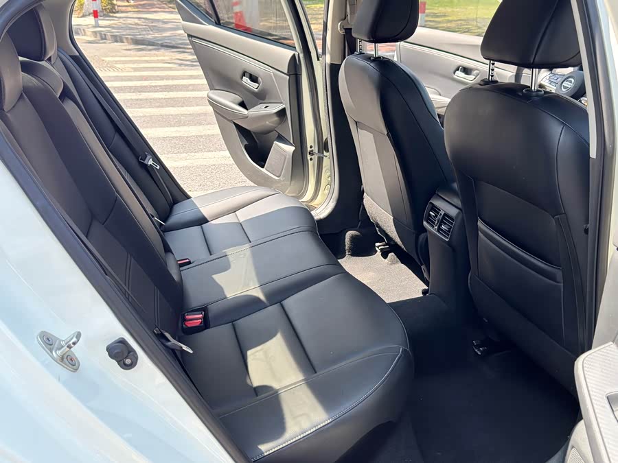 Nissan Sylphy 2021 — фото 11