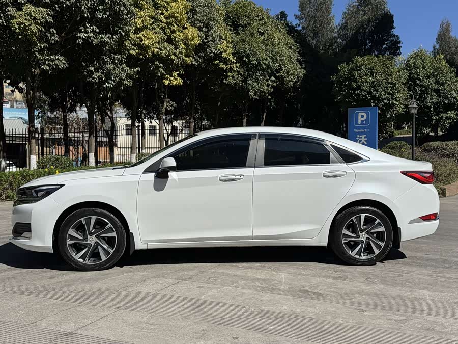BAIC U7 2019