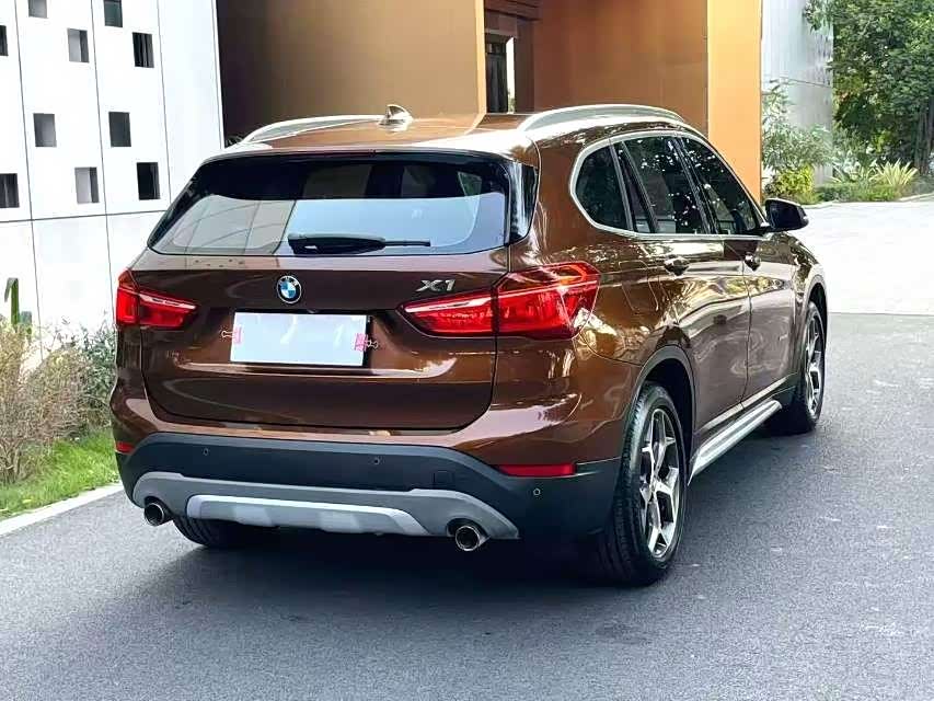 BMW X1 2016 — фото 9