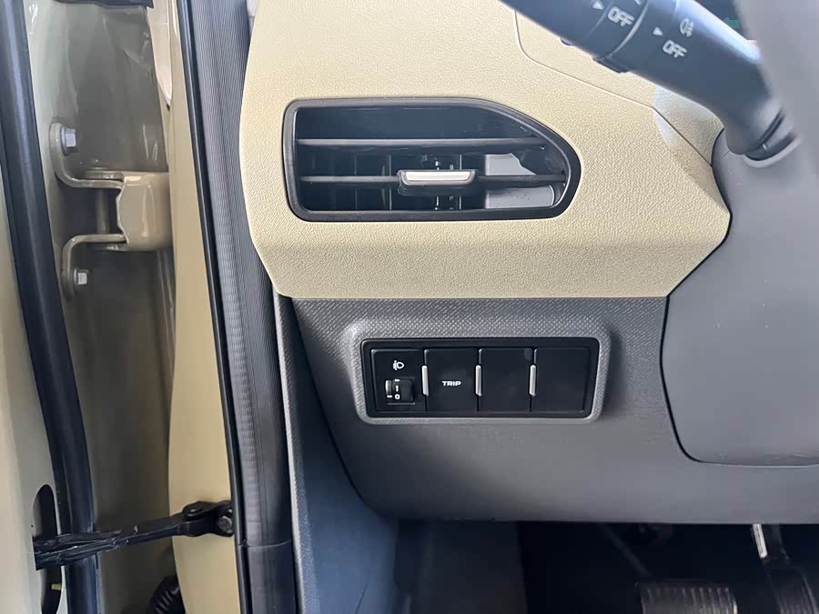 Geely Galaxy Panda 2024 — фото 17
