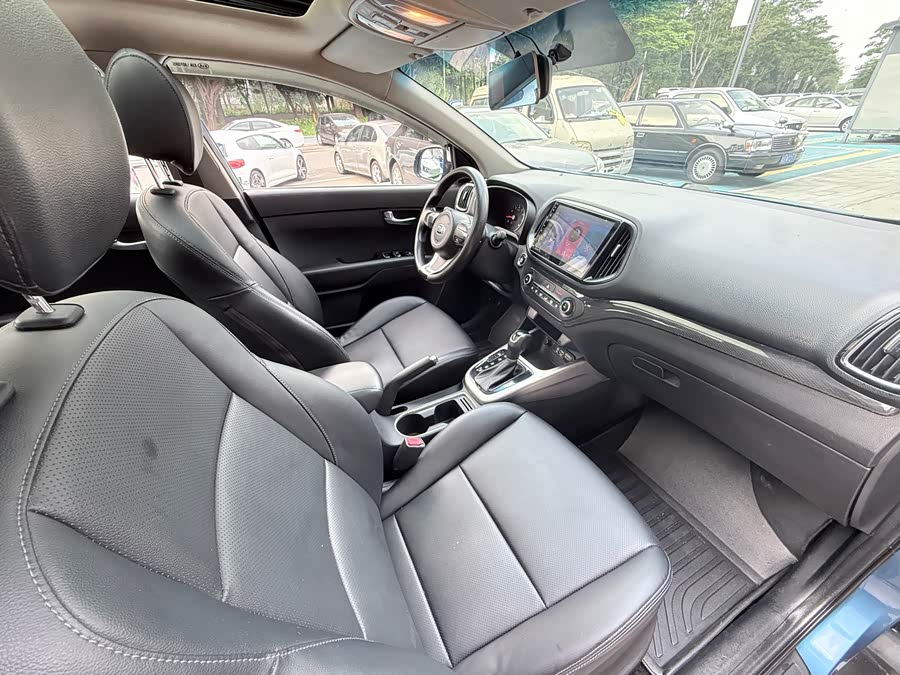 Kia KX3 Proud Running 2015 — фото 14
