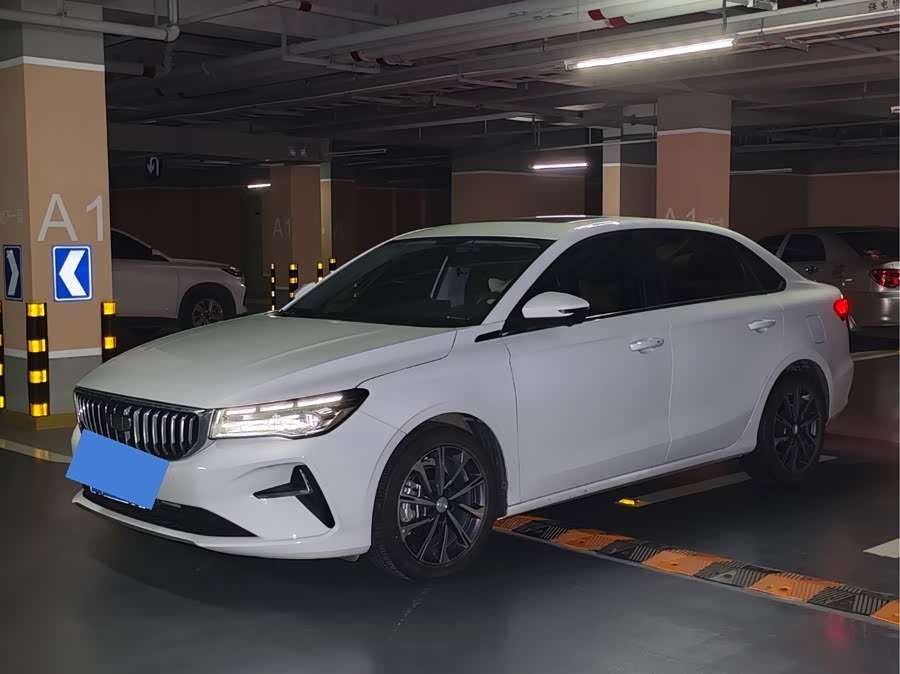 Geely Emgrand 2025