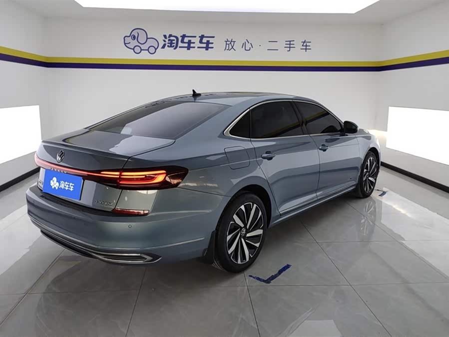 Volkswagen Passat 2022