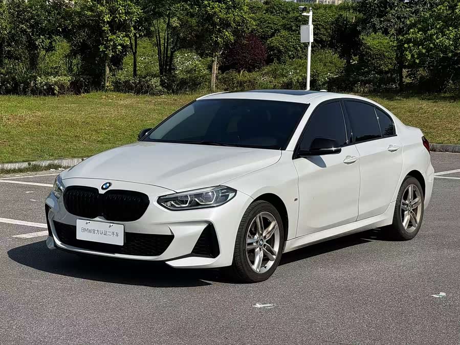 BMW 1 Series 2021